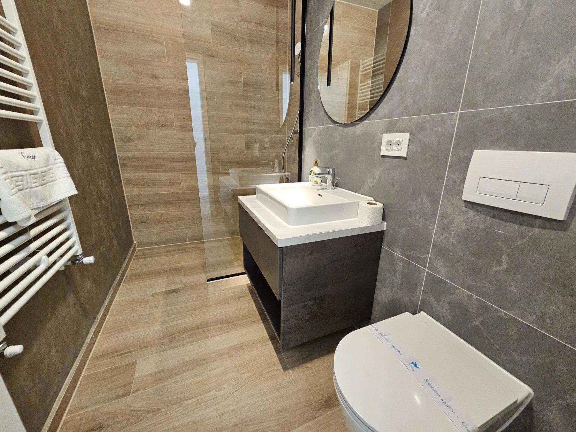 Deluxe Cozy Apartments - Coresi Mall #בראשוב מראה חיצוני תמונה