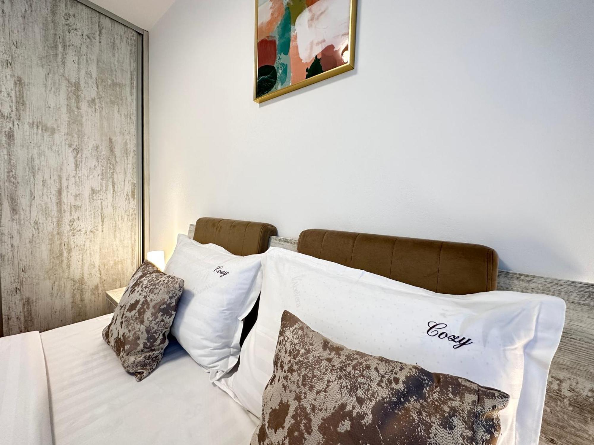 Deluxe Cozy Apartments - Coresi Mall #בראשוב מראה חיצוני תמונה